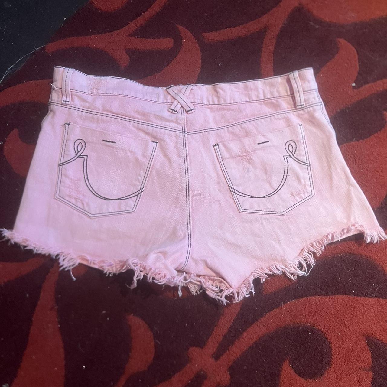 Women's Pink Shorts | Depop