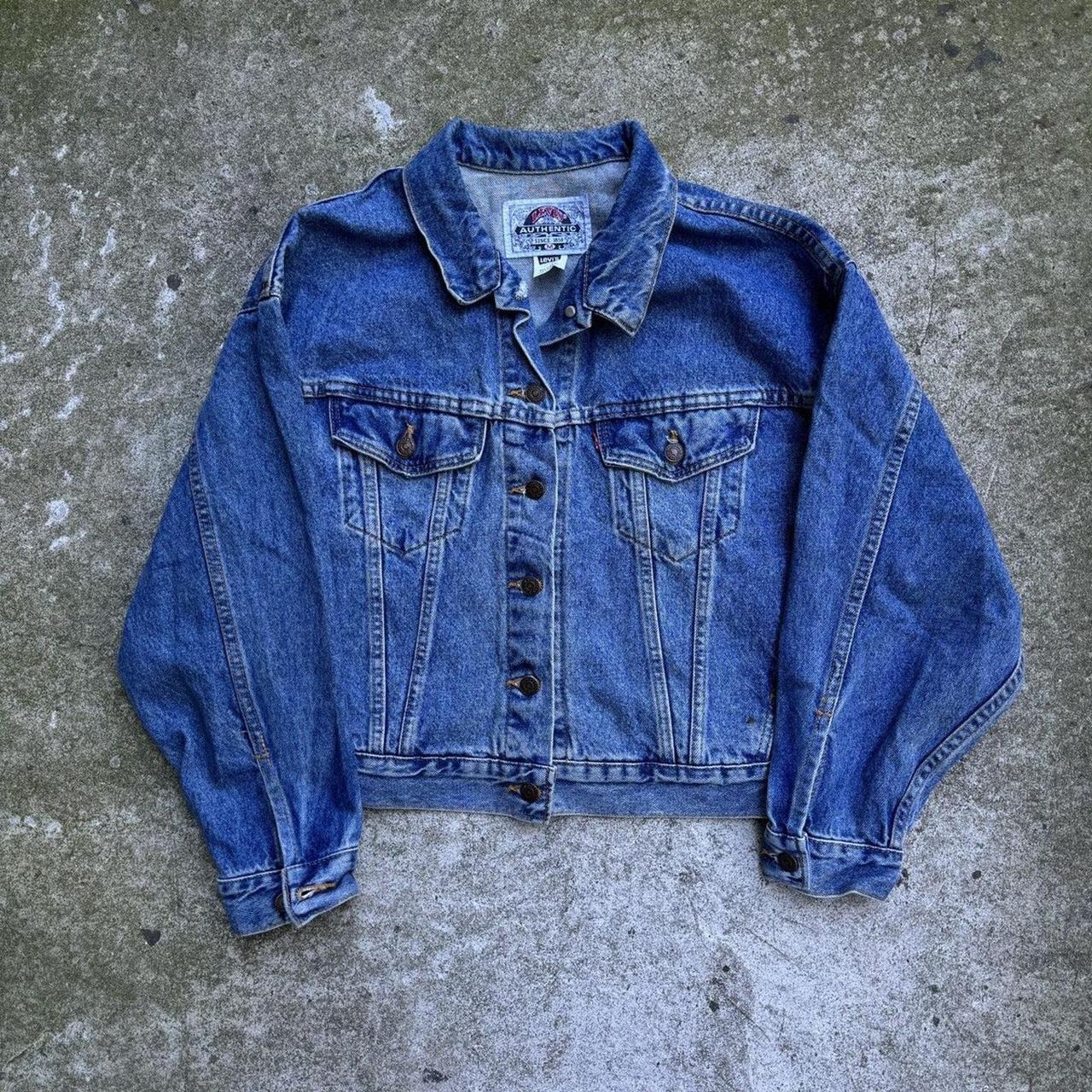 item listed by garmenttrafficker