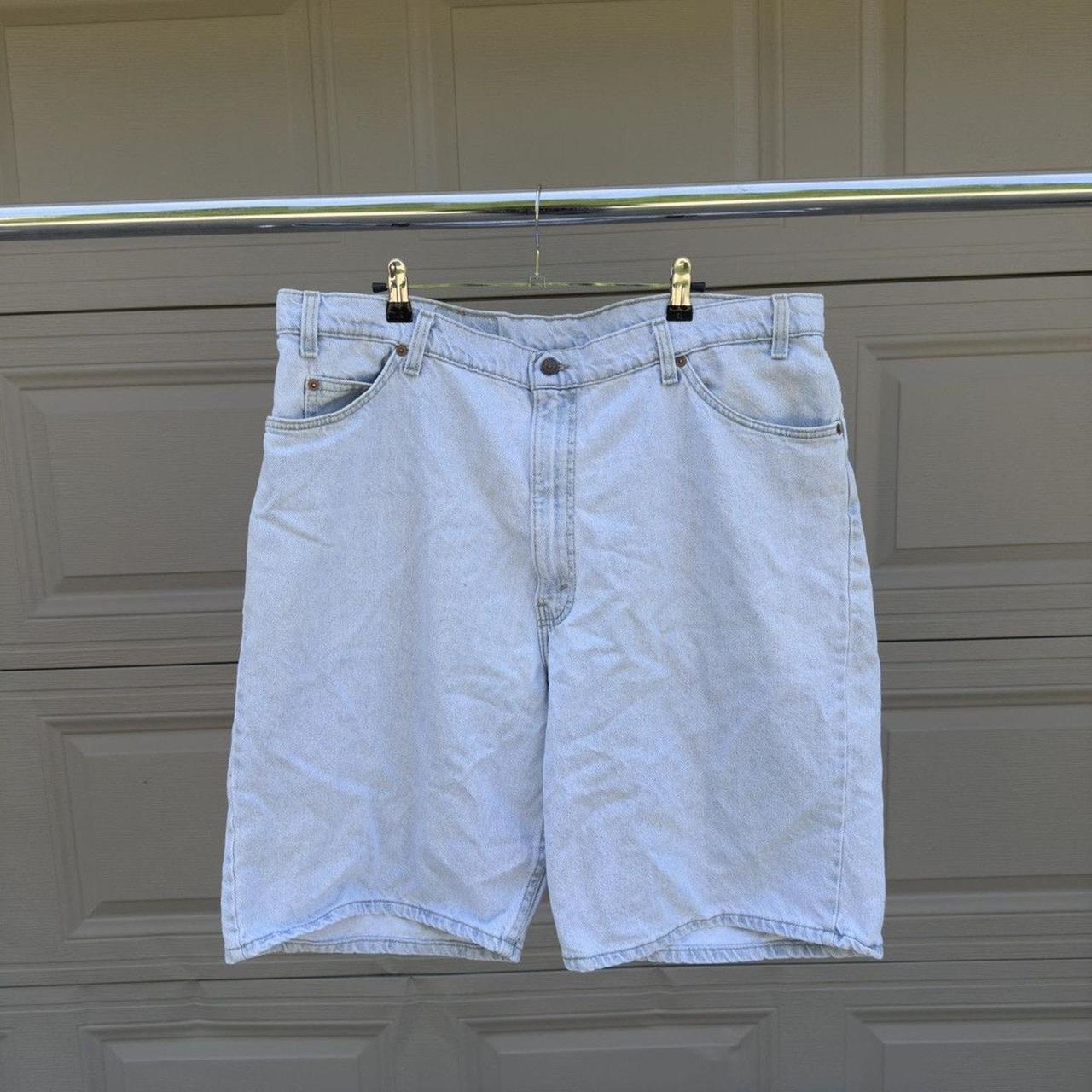 item listed by garmenttrafficker
