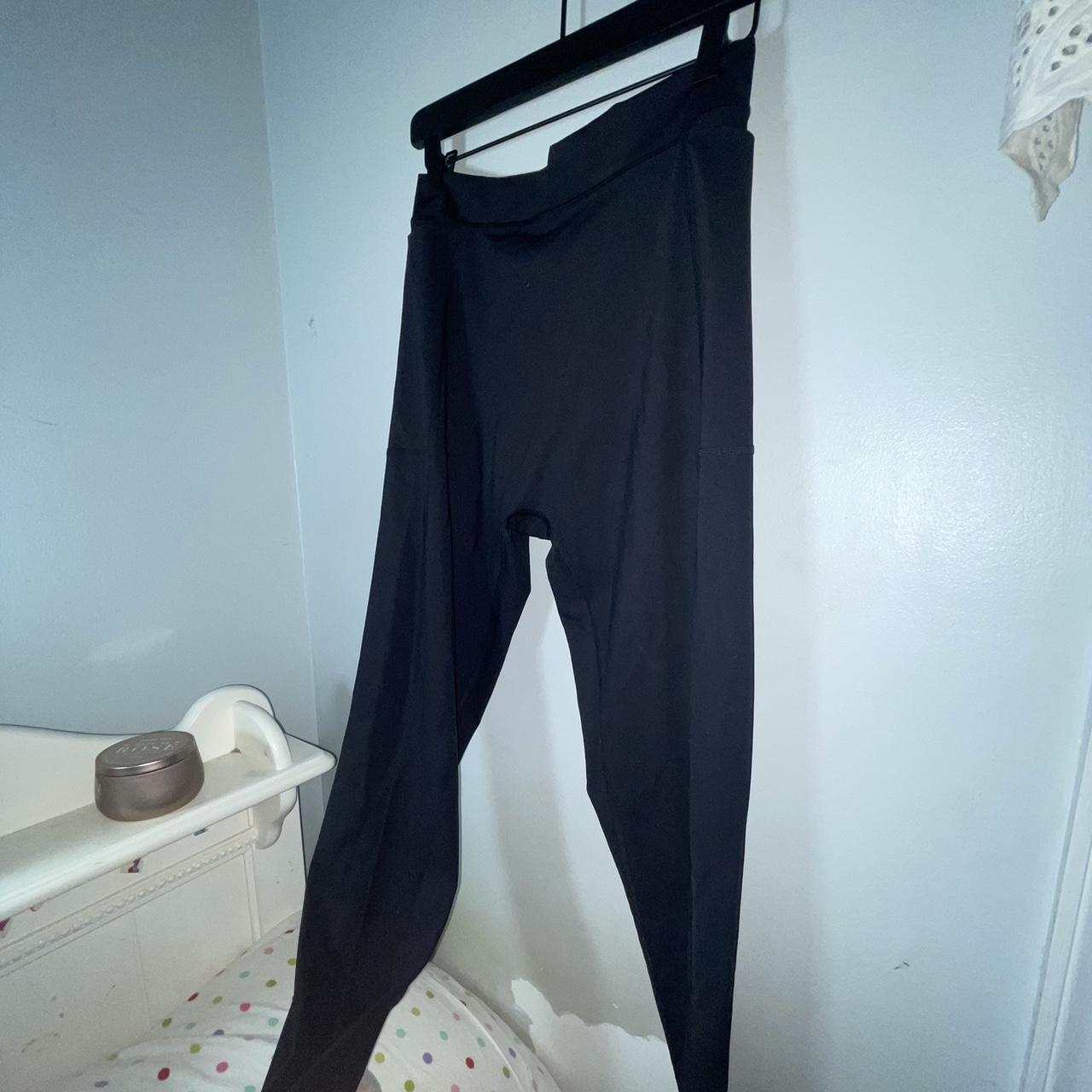 AERIE OFFLINE 7/8 BLACK LEGGINGS WITH POCKETS WITH A... Depop
