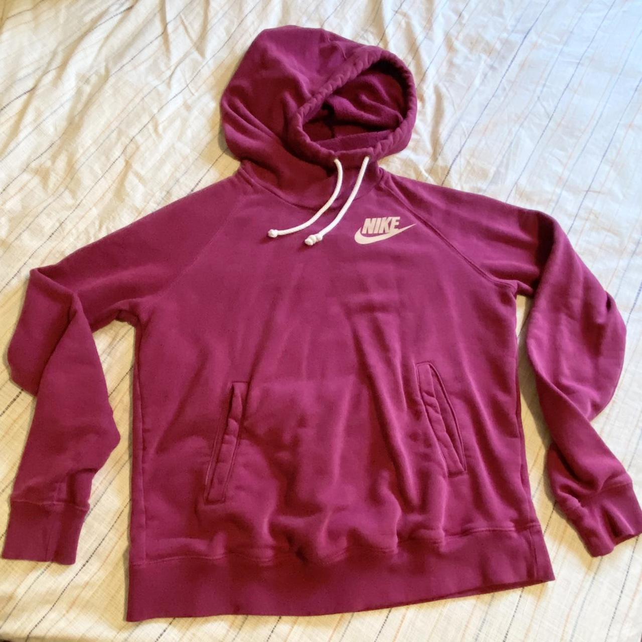 maroon nike hoodie womens