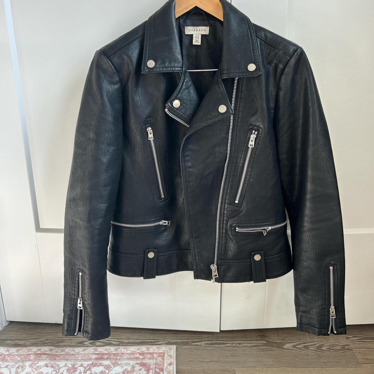 item listed by carolinescal