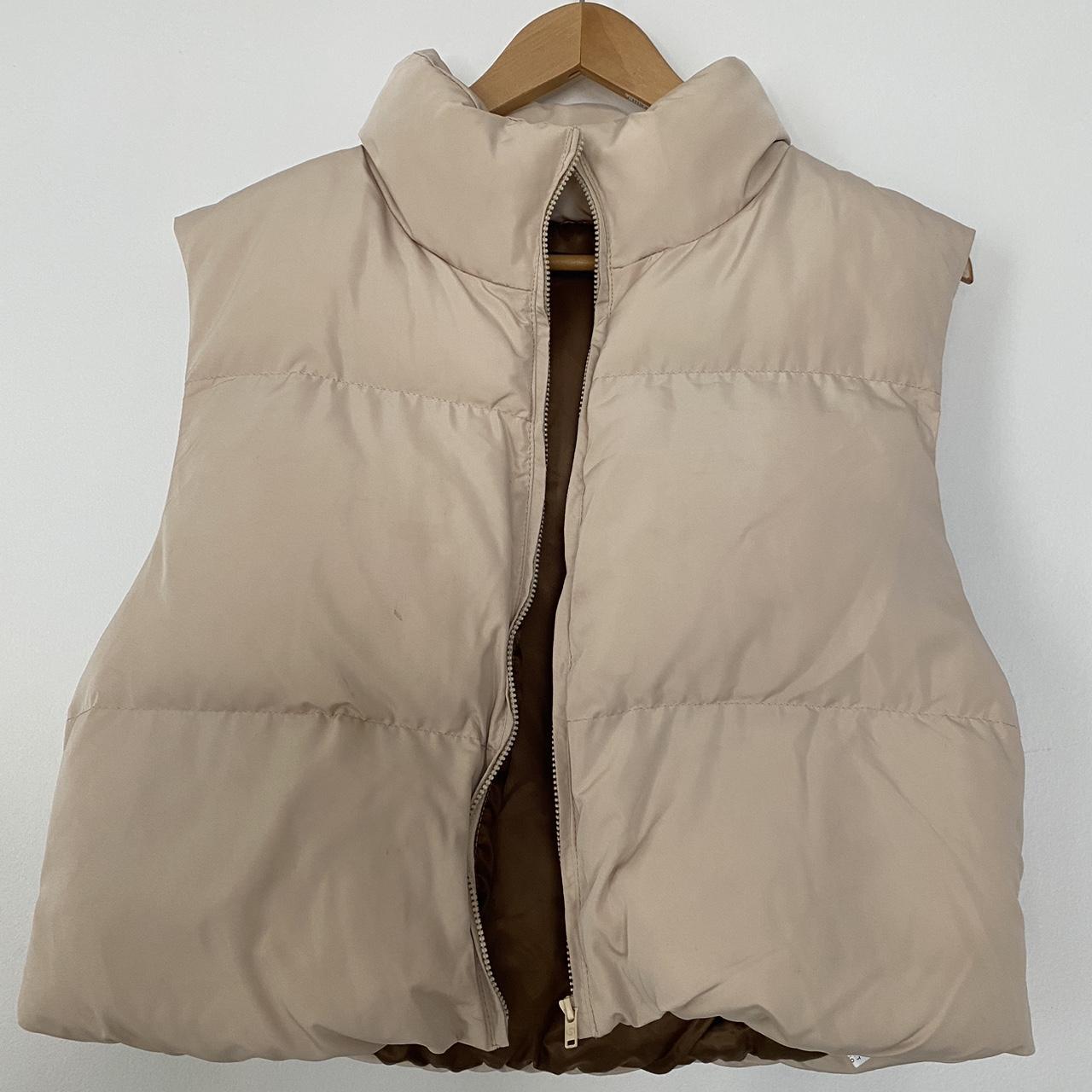 Zara Women's Gilet Depop