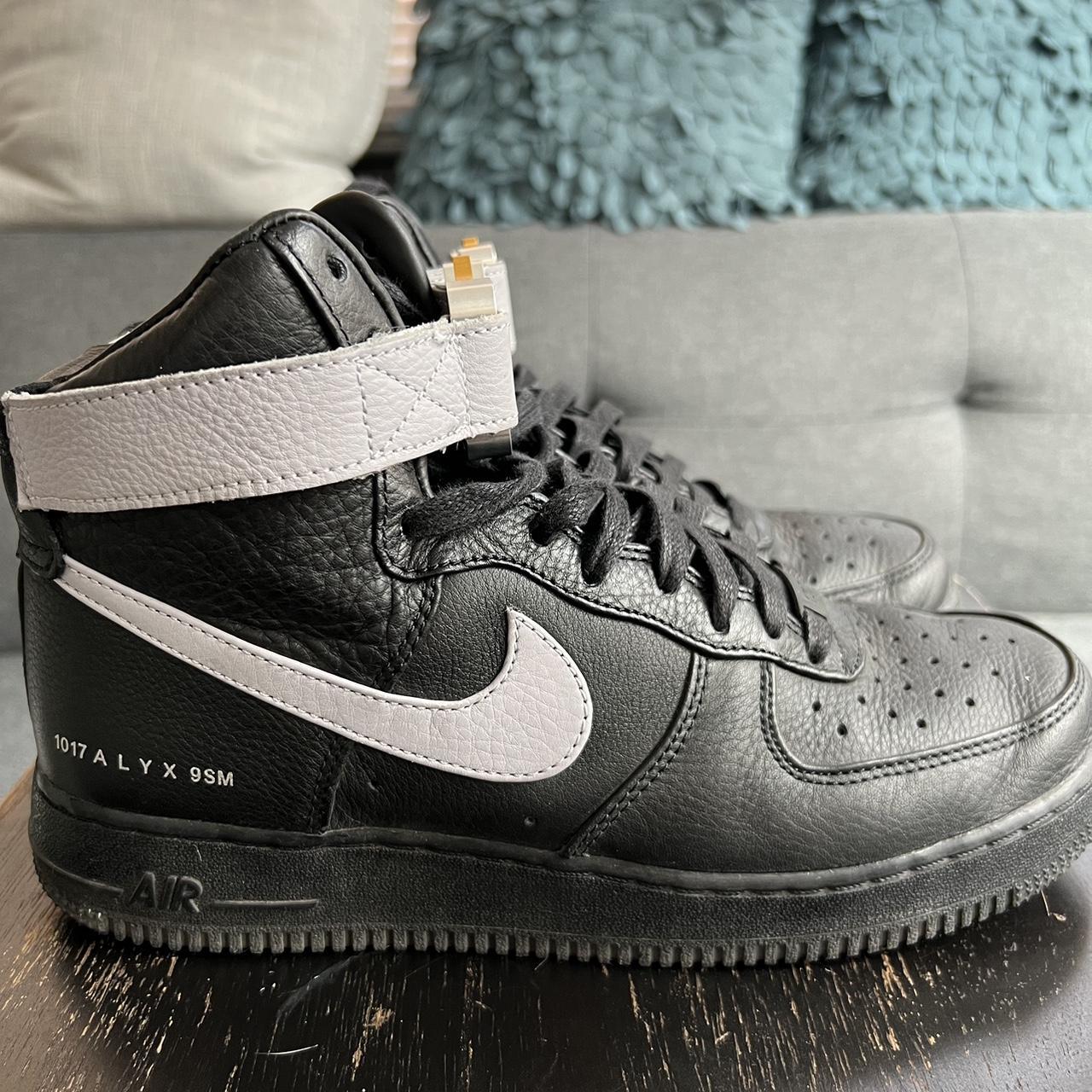 1017 nike