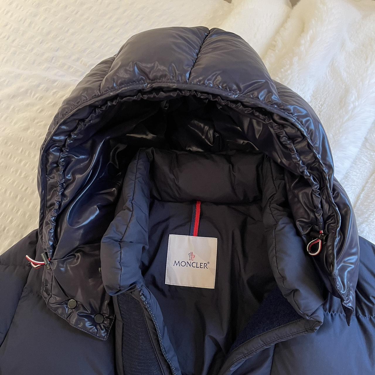 Moncler glacier quilted shell sienna jacket in Depop