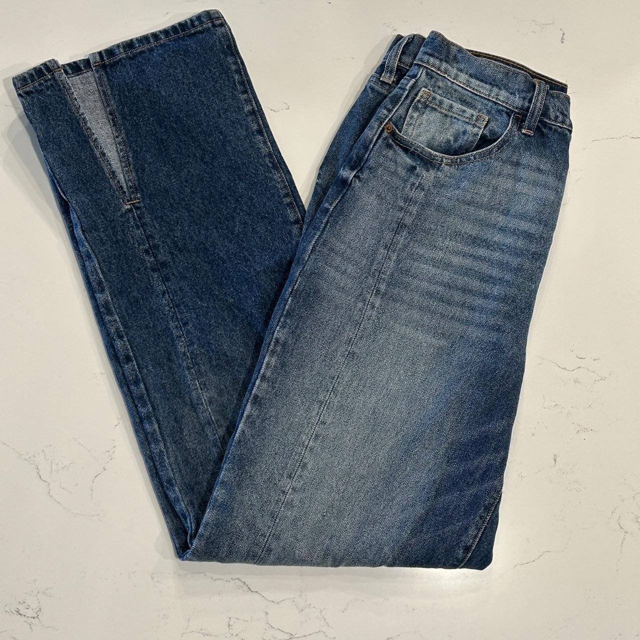item listed by kxndralxvv