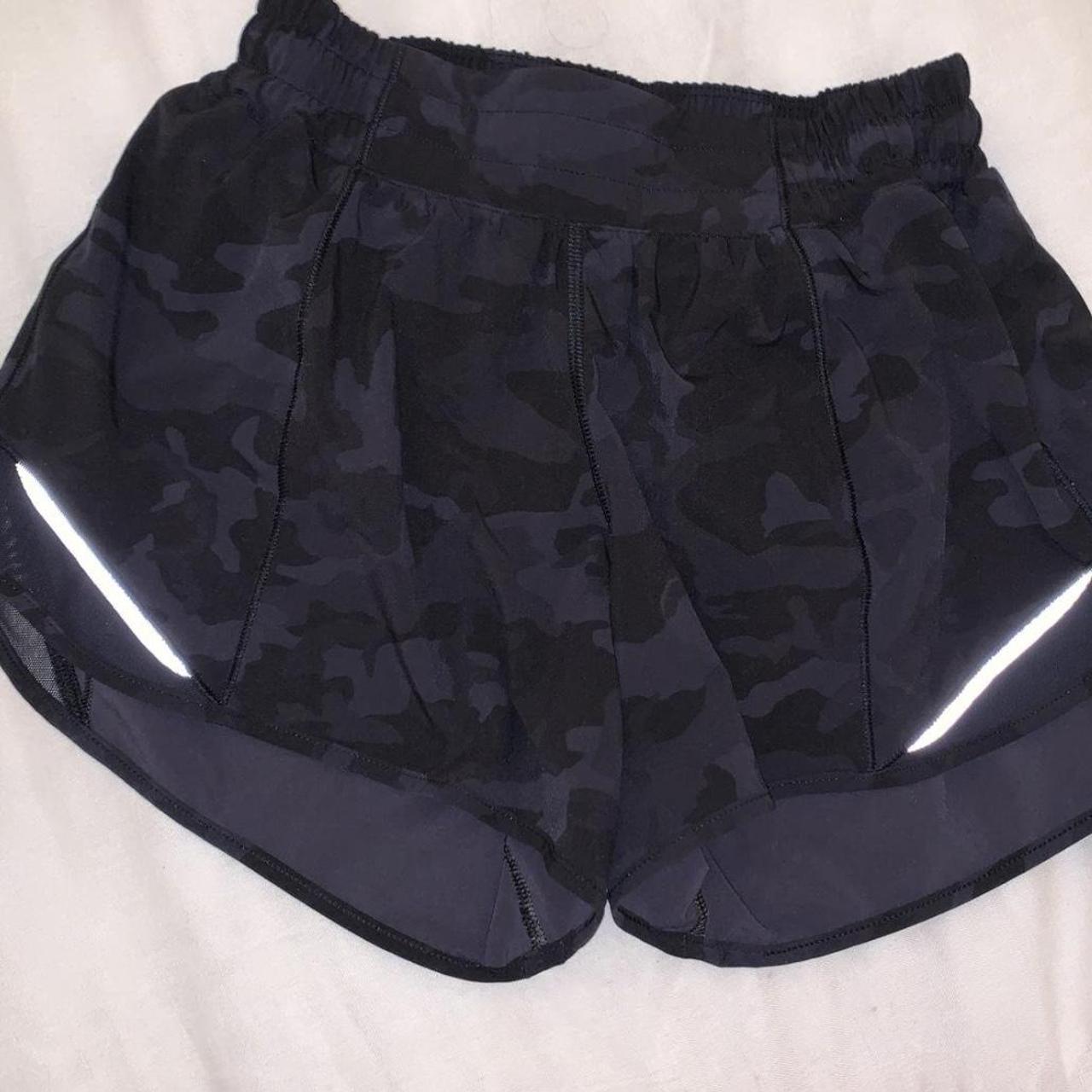 Lululemon Women's Black and Grey Shorts | Depop