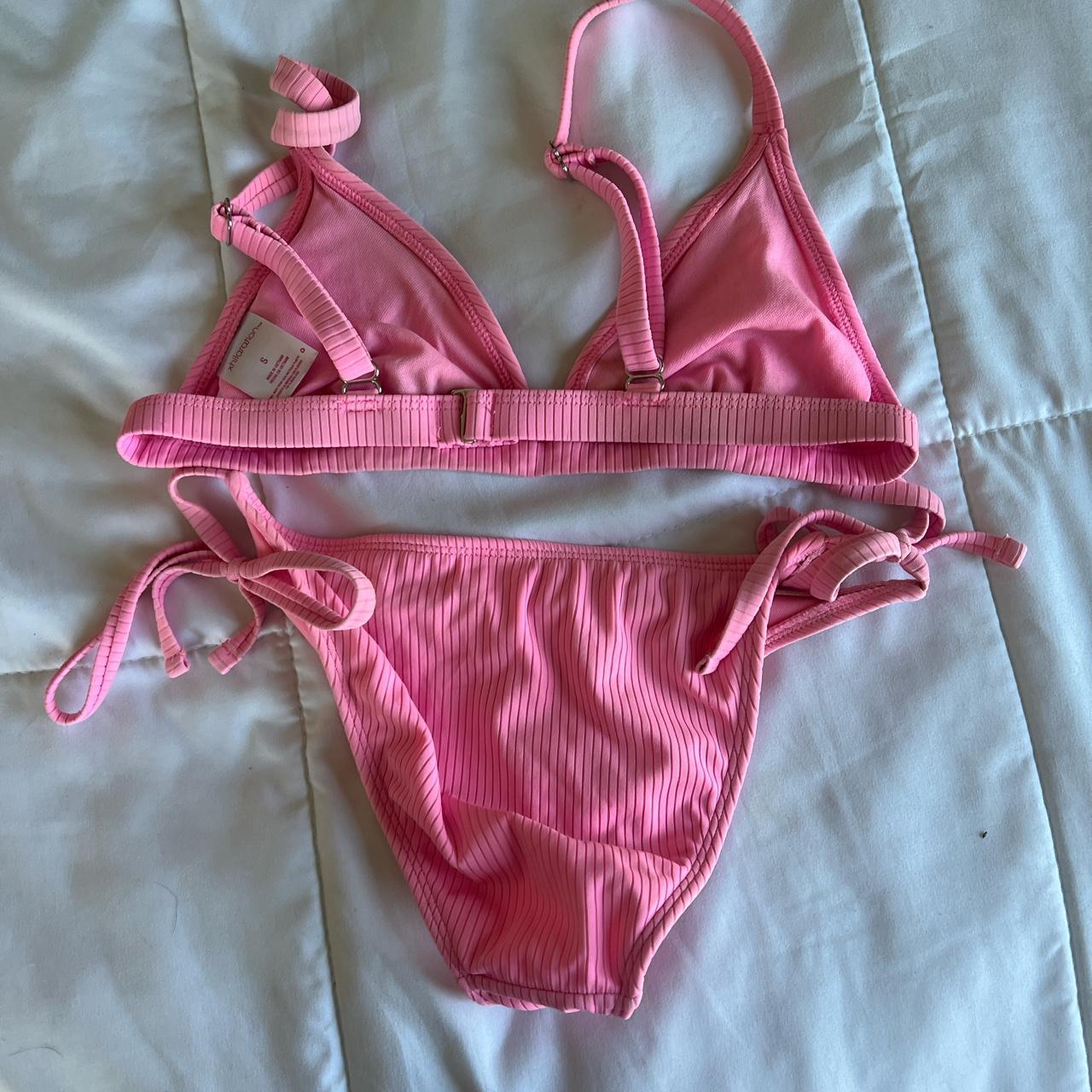 Wild Fable Women's Pink Bikinis-and-tankini-sets | Depop