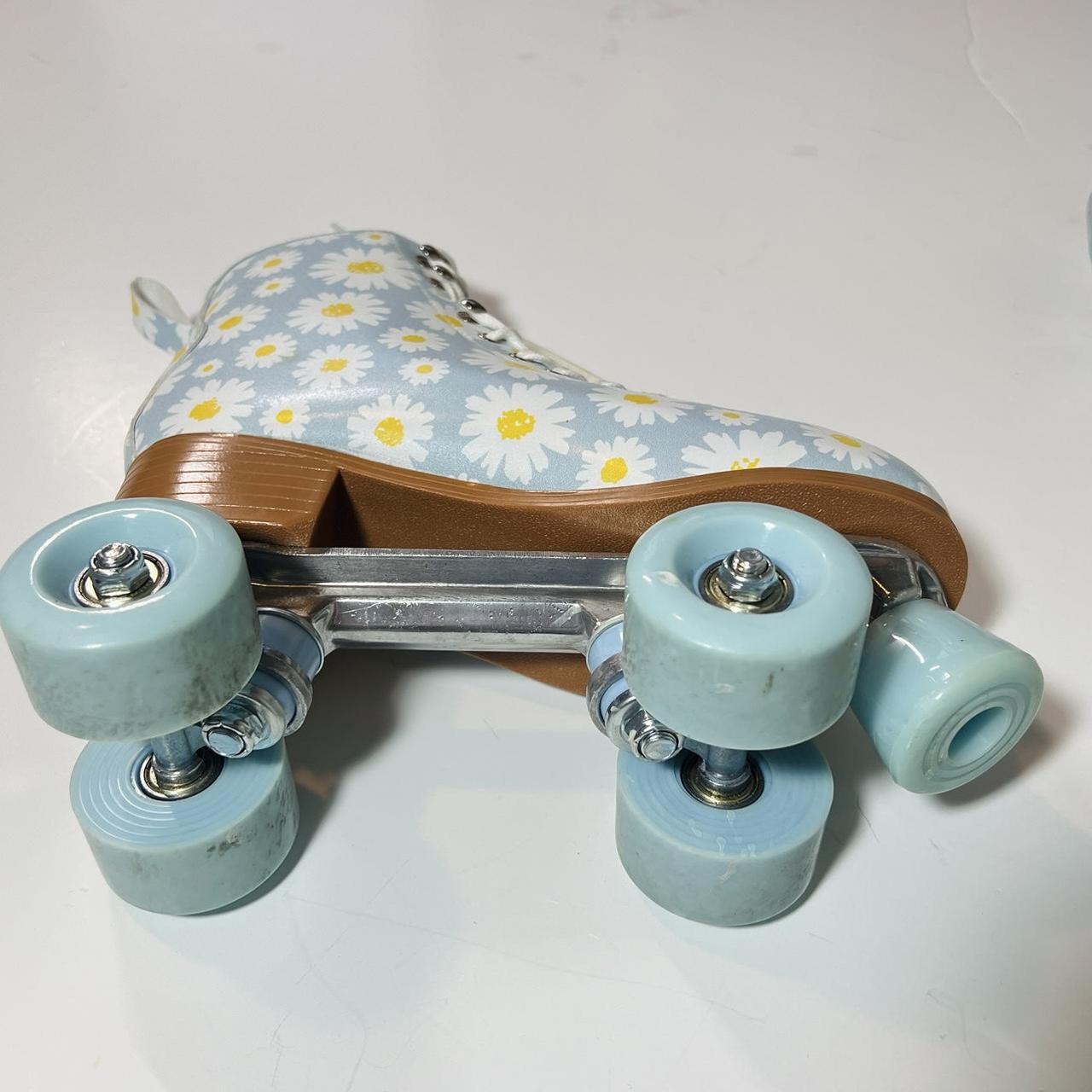 Alter’d State Roller Skates, women’s 7. Cute pair... Depop