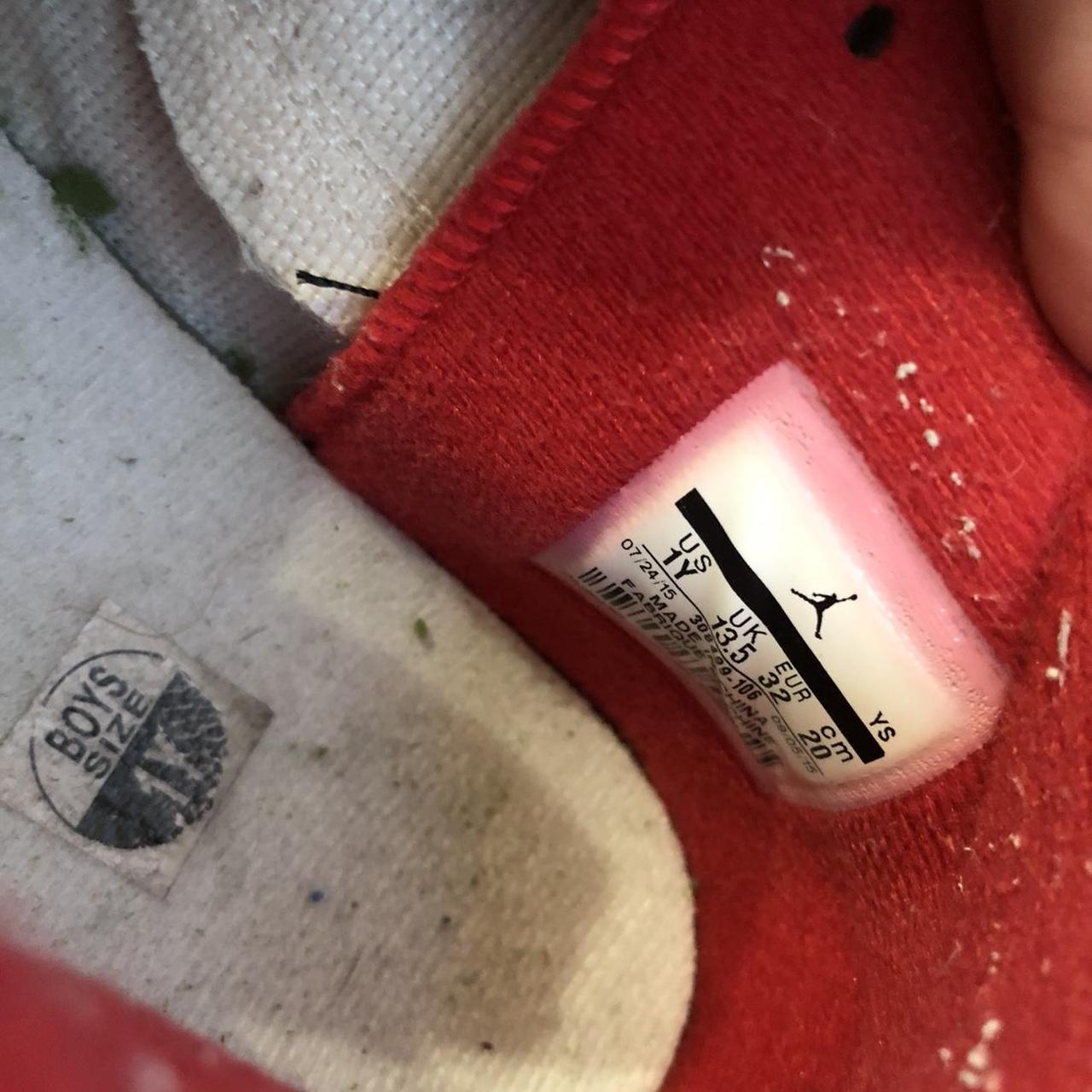 kicks on fire jordan 4