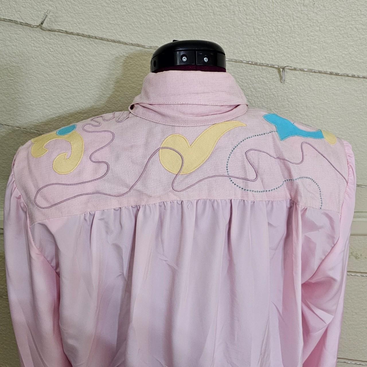 item listed by thriftsndshht