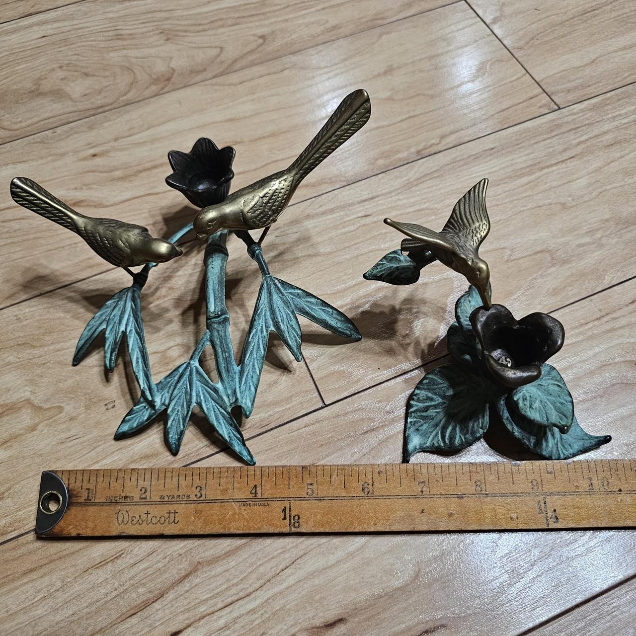 item listed by thriftsndshht