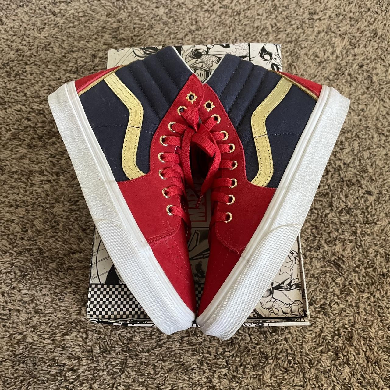 Captain marvel vans sk8 hi best sale