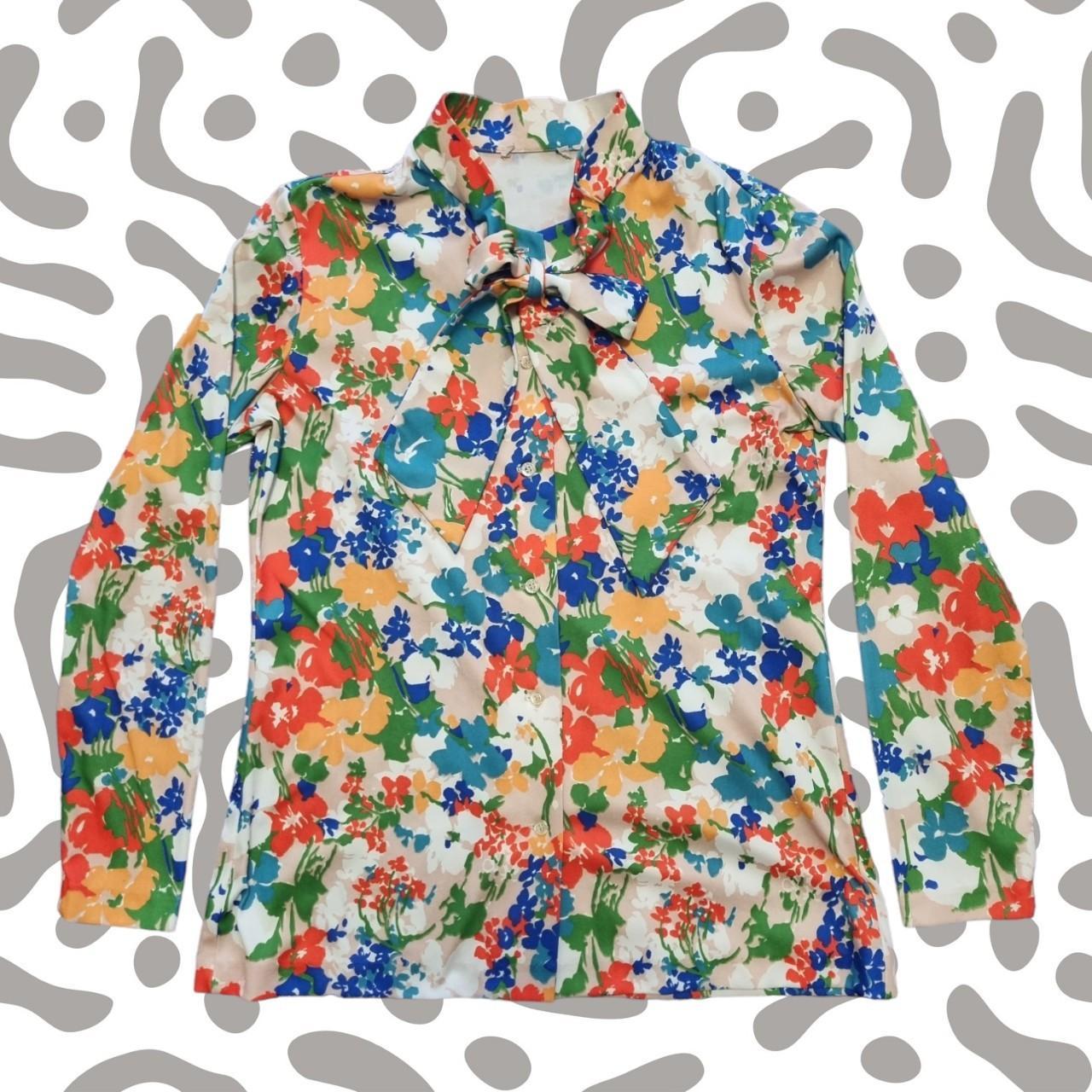 60s FLORAL Shirt It's Spring all year round baby!... Depop