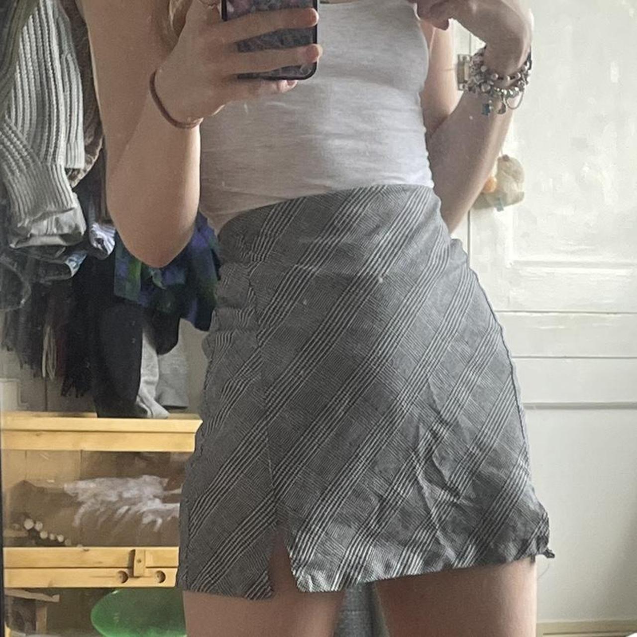 Brandy melville grey plaid skirt best sale