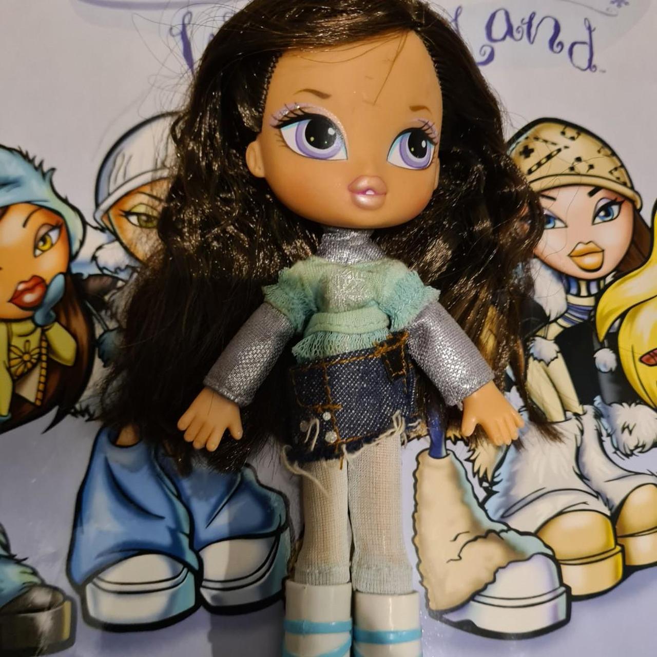 Selling a bratz kidz wintertime 2007 Dana doll