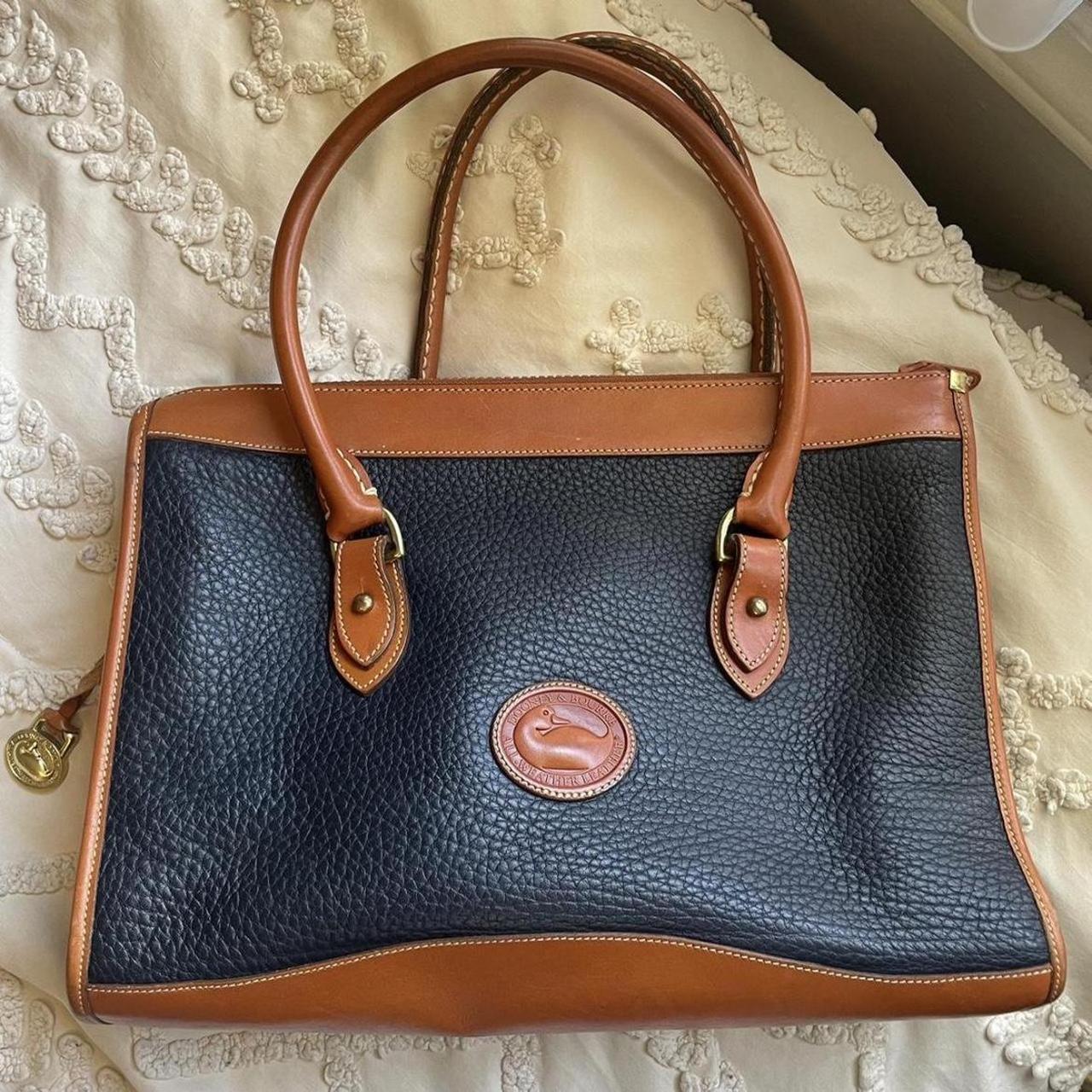 Navy & hotsell brown dooney & bourke purse