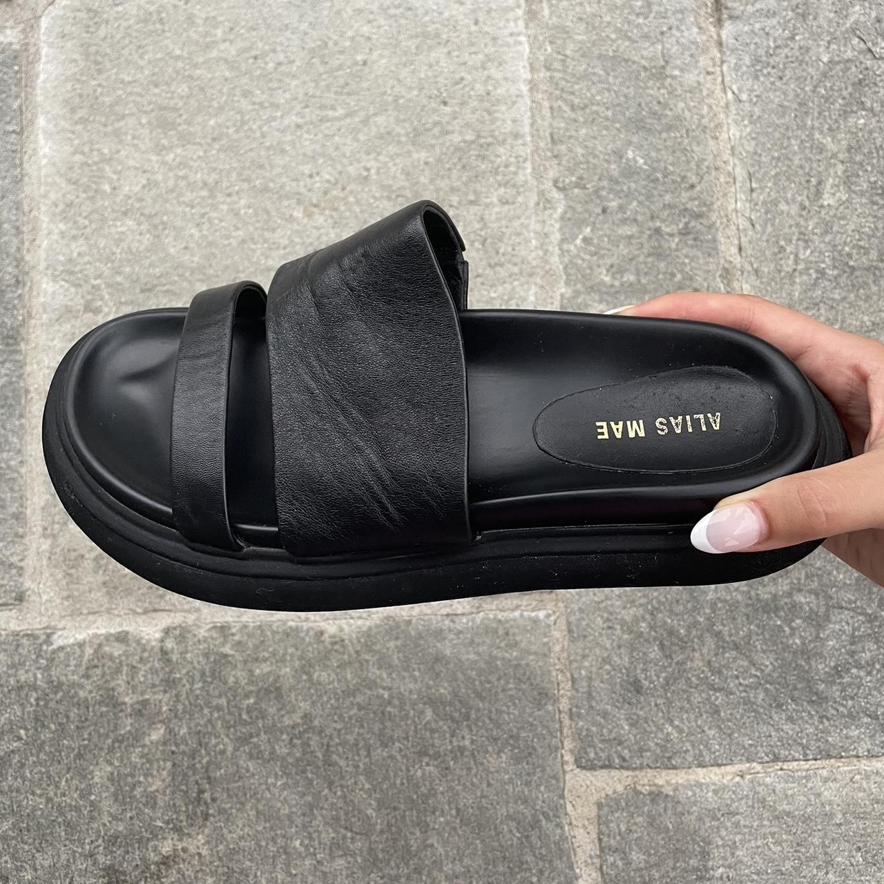 alias mae niki sandals