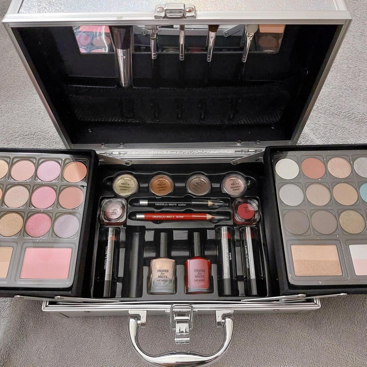 Macy's Travel Makeup Case -, Missing one