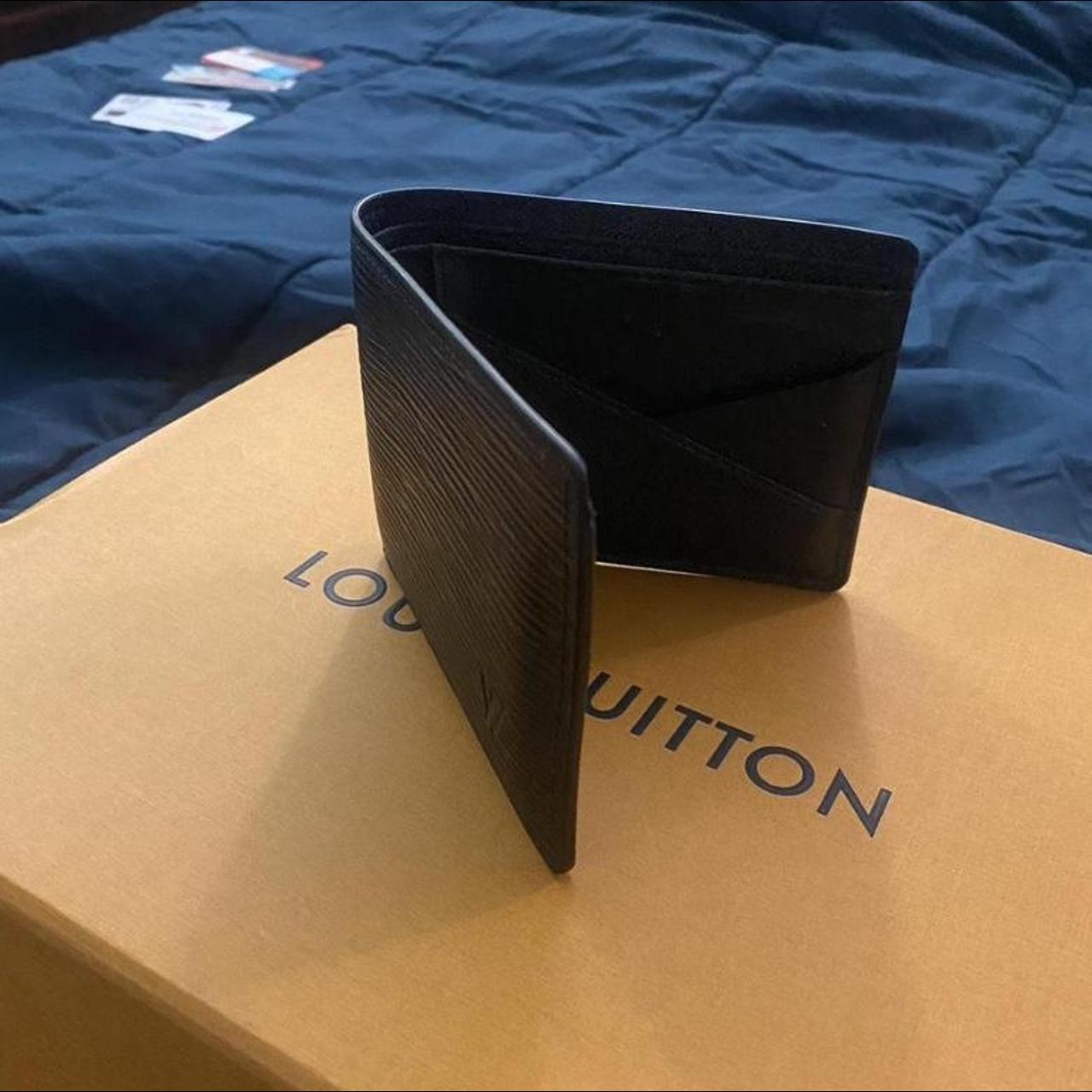 LV Louis Vuitton Taiga Mens Wallet FREE - Depop
