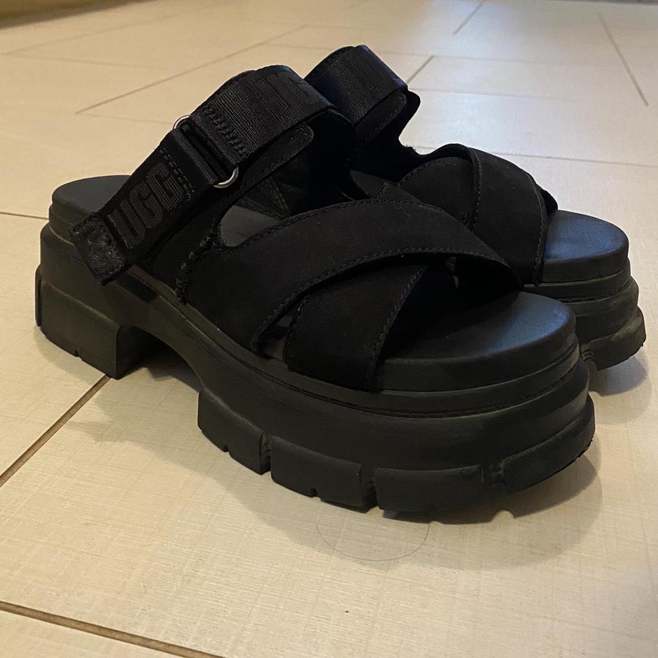 UGG Women's Sandals | Depop