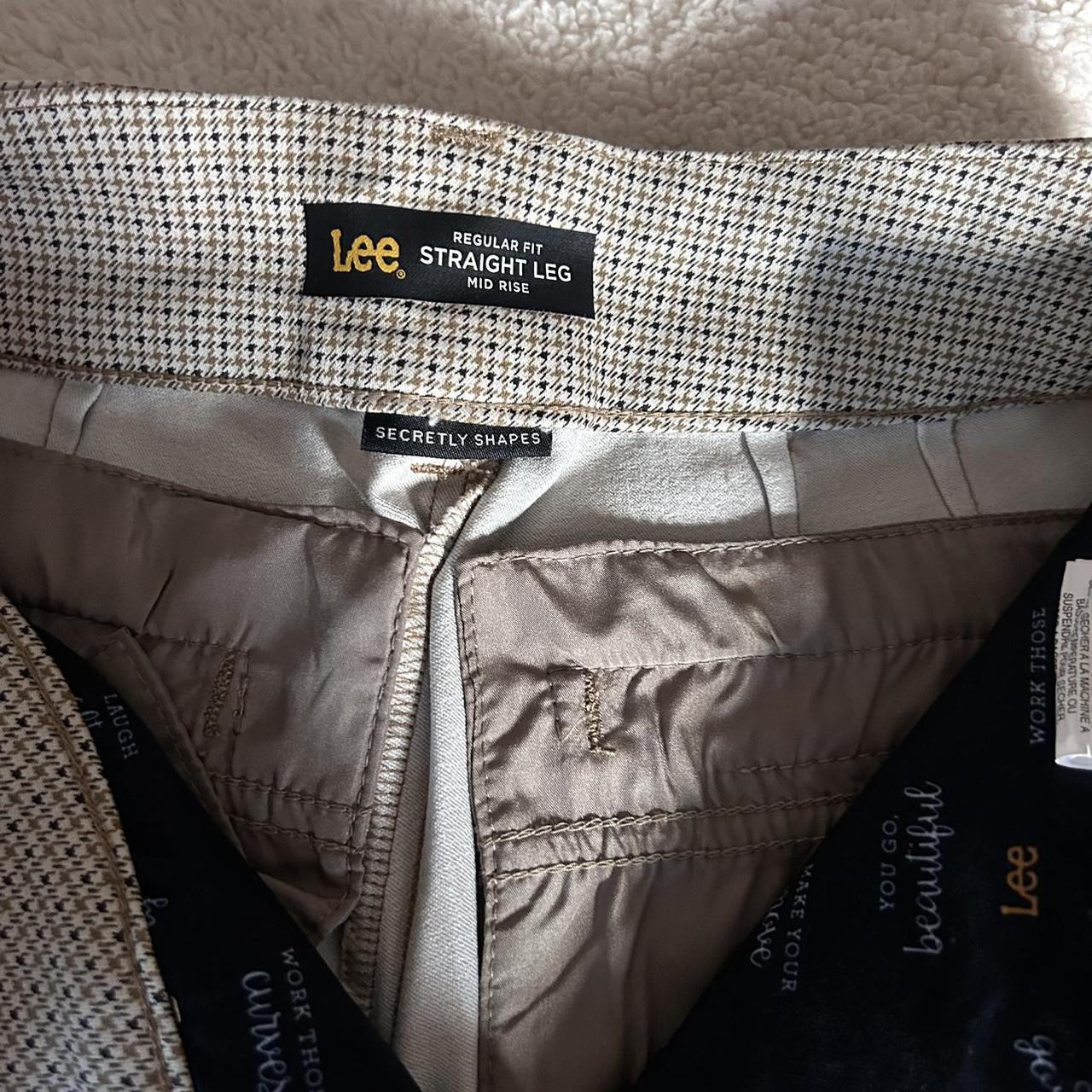 Lee secretly shapes cheap