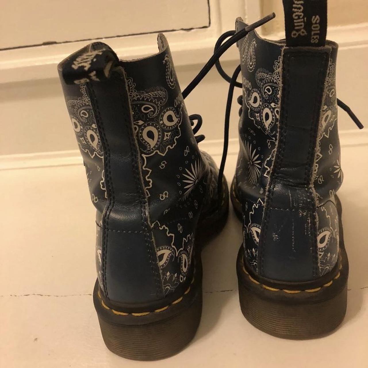 Rare retired unisex Dr. Martens 1460 Pascal Bandana