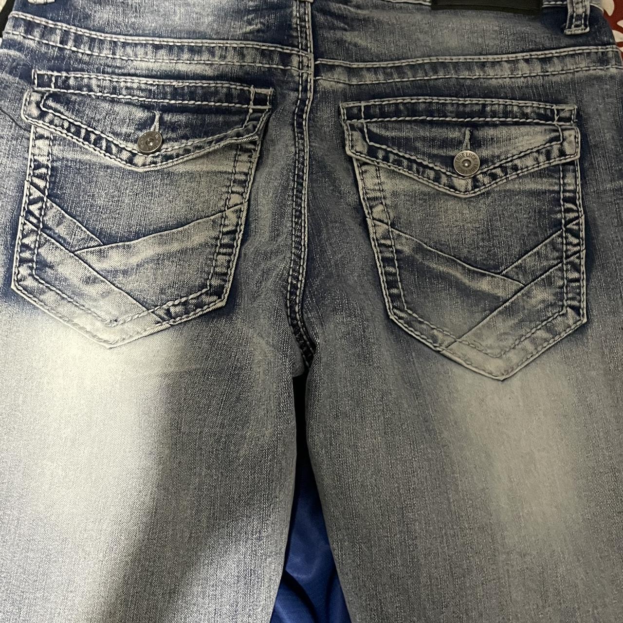 item listed by ixavir_122