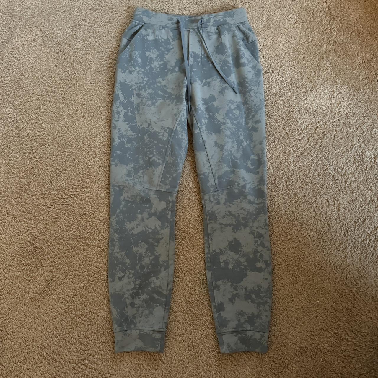 item listed by arianalynnj