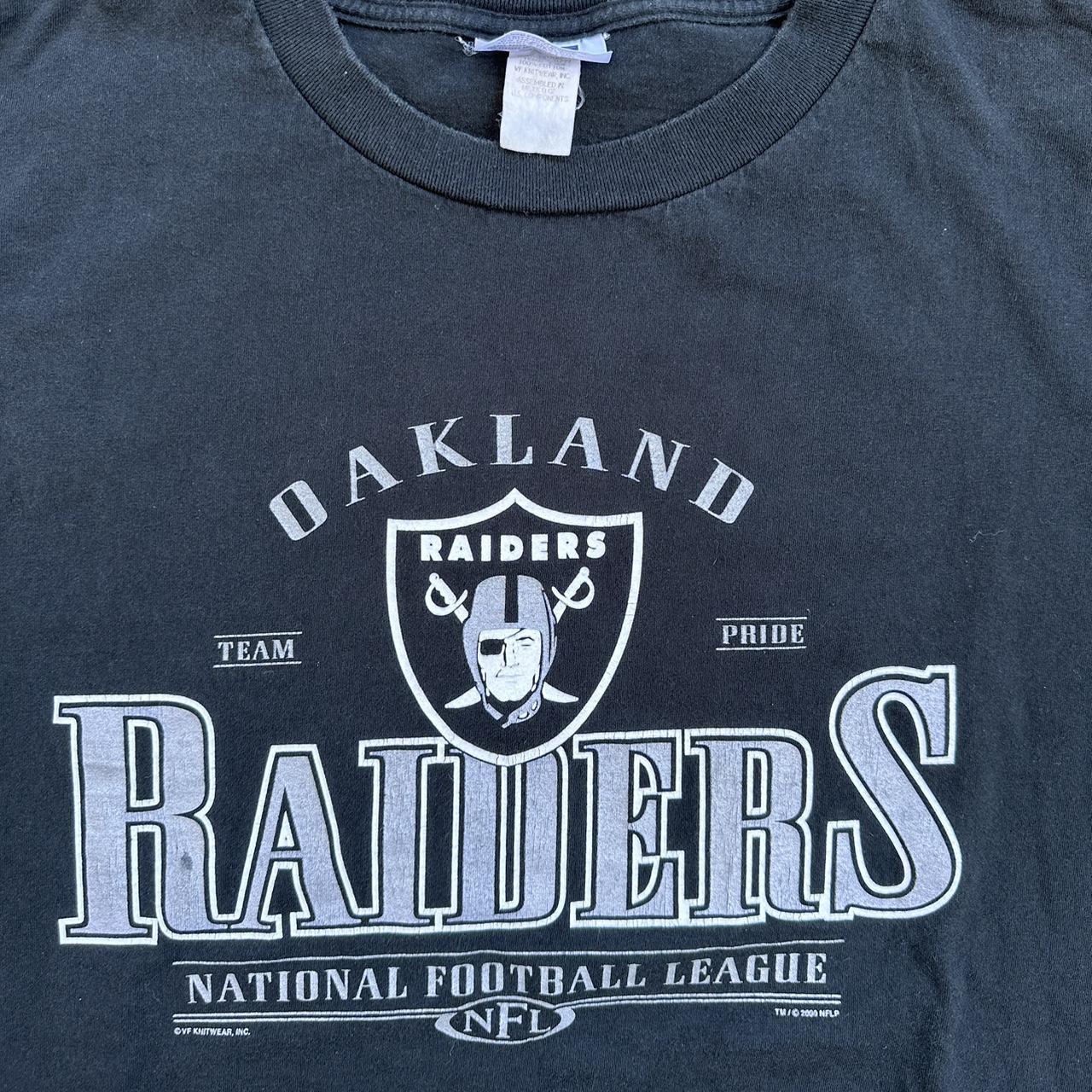 Vintage 1996 Oakland Raiders Tee Size: - Depop