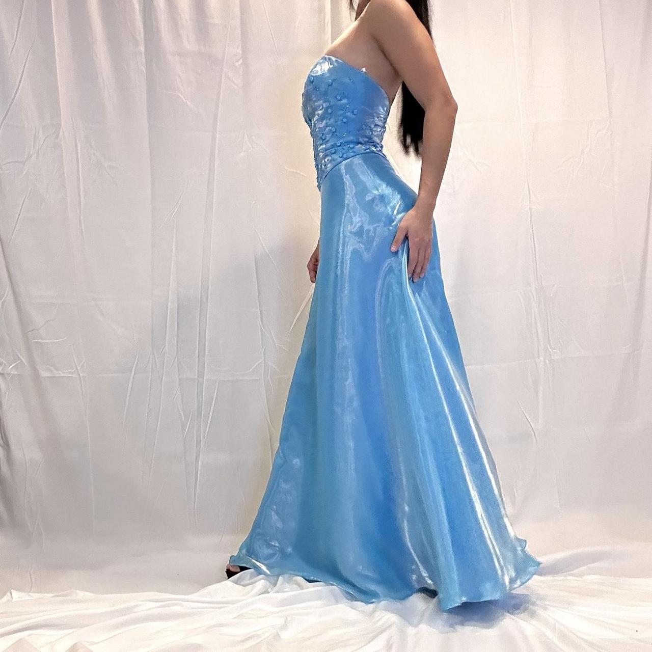 Crossdressers Satin Prom Dresses