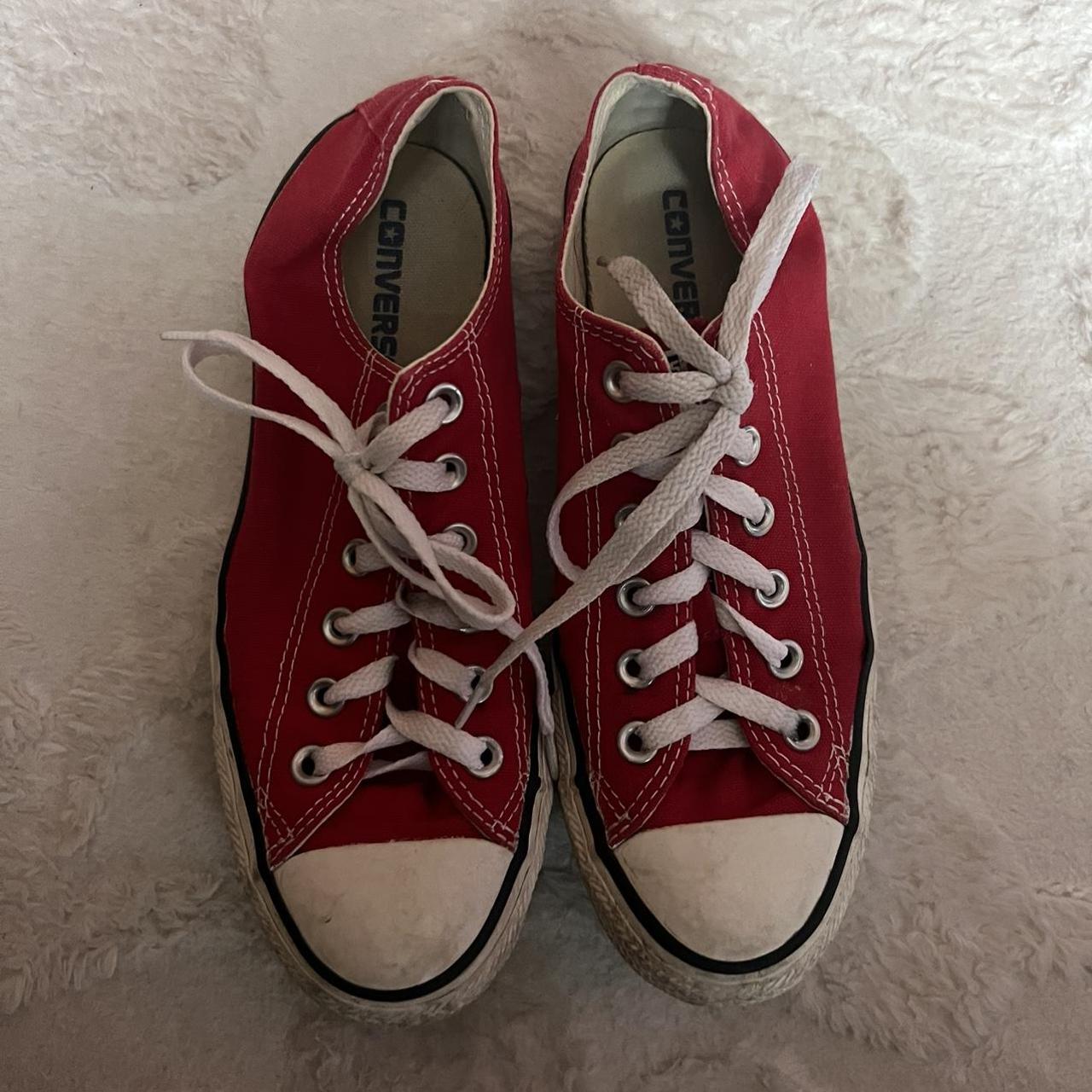 red low top converse. womens 8 mens 6. in good... - Depop