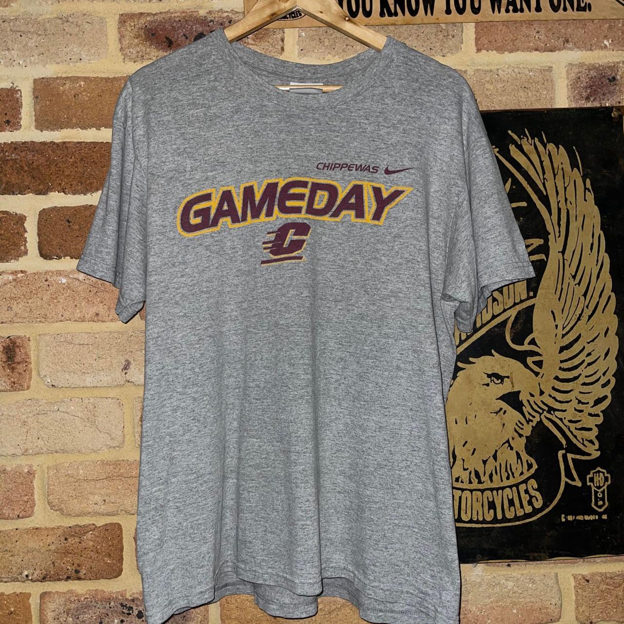 Nike Gameday Chippewas Tee Shirt - 20 x 28 - Depop