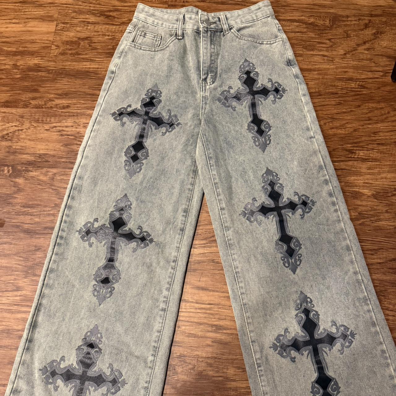 item listed by jenniixmarie