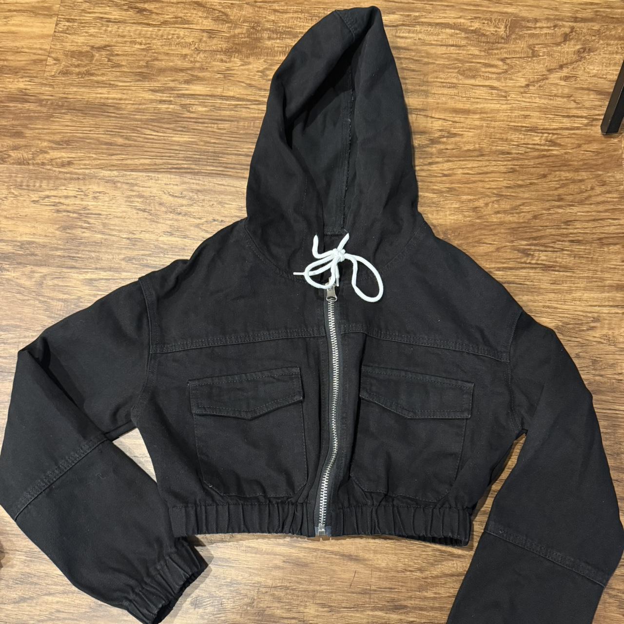 item listed by jenniixmarie