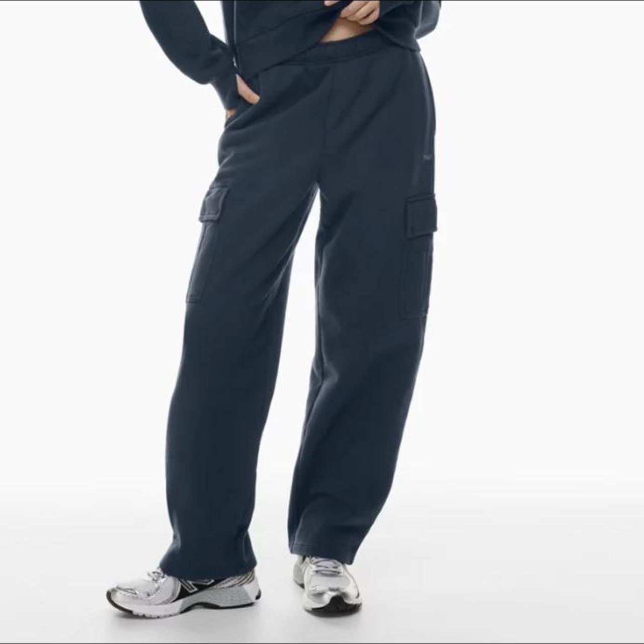 Aritzia admiral cargo sweatpants, perfect... Depop