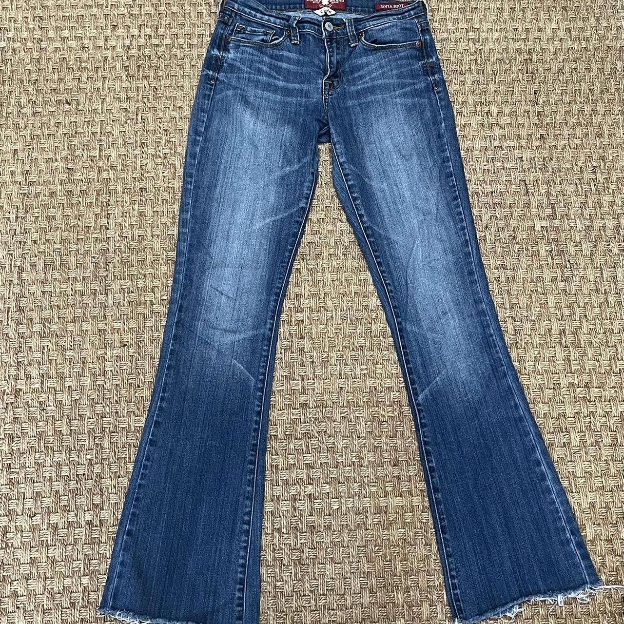 vintage levi’s bootcut jeans. size 2 and fits a size... - Depop