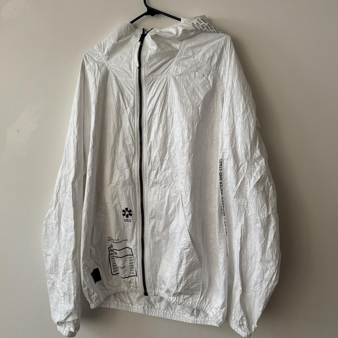 新作人気モデル ARCHIVAL UNISEX UEG TYVEK® NYC ZIP-UP JACKET WHITE | Depop ジャケット・アウター