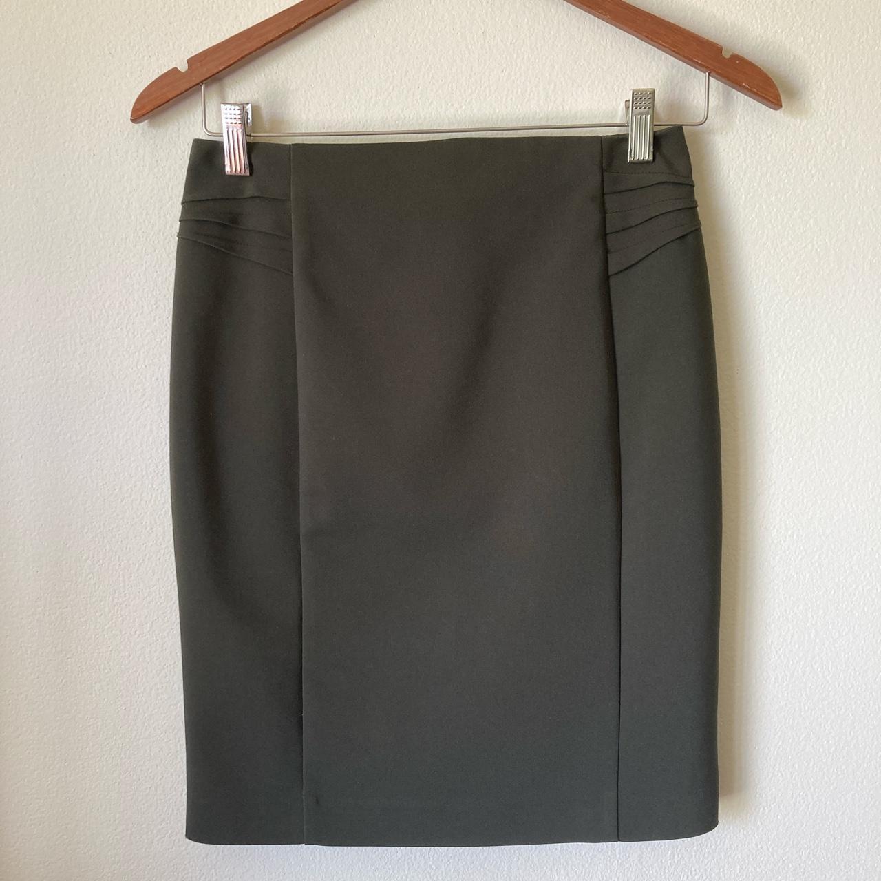 Express green pencil outlet skirt