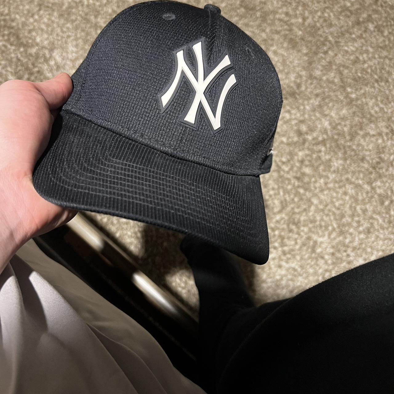 New Era 9FORTY NY Yankees Black Baseball Cap