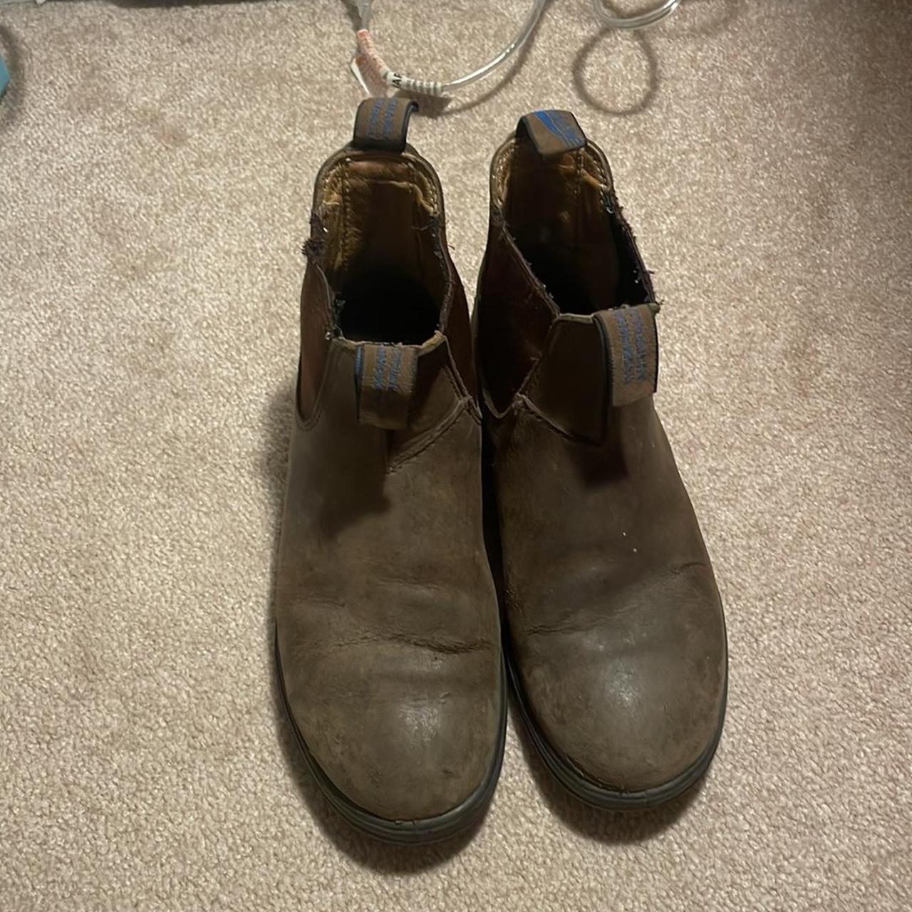 Blundstone brown boots -well worn -perfect for... - Depop