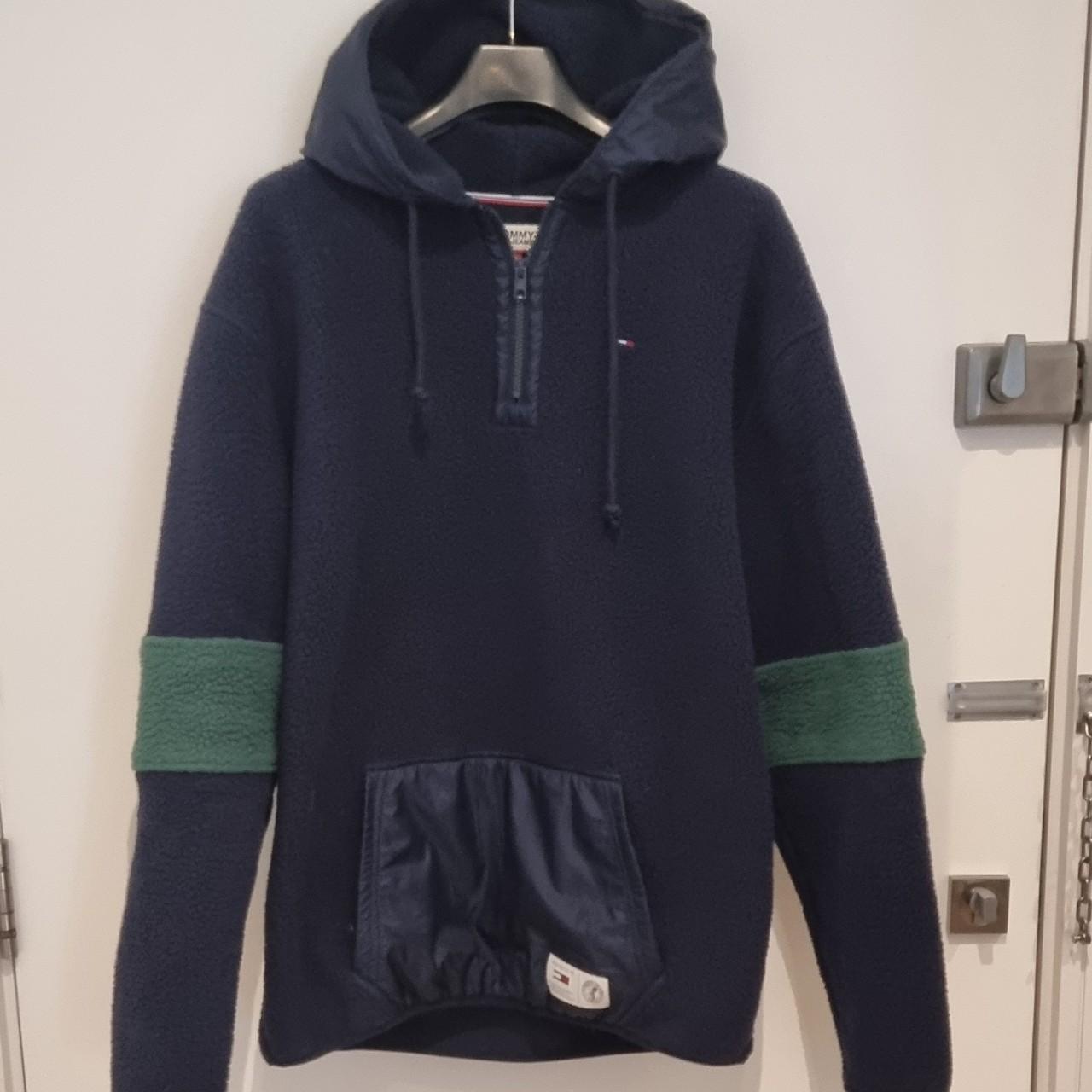 Tommy Hilfiger Fleece Hoodie Size: L - Depop