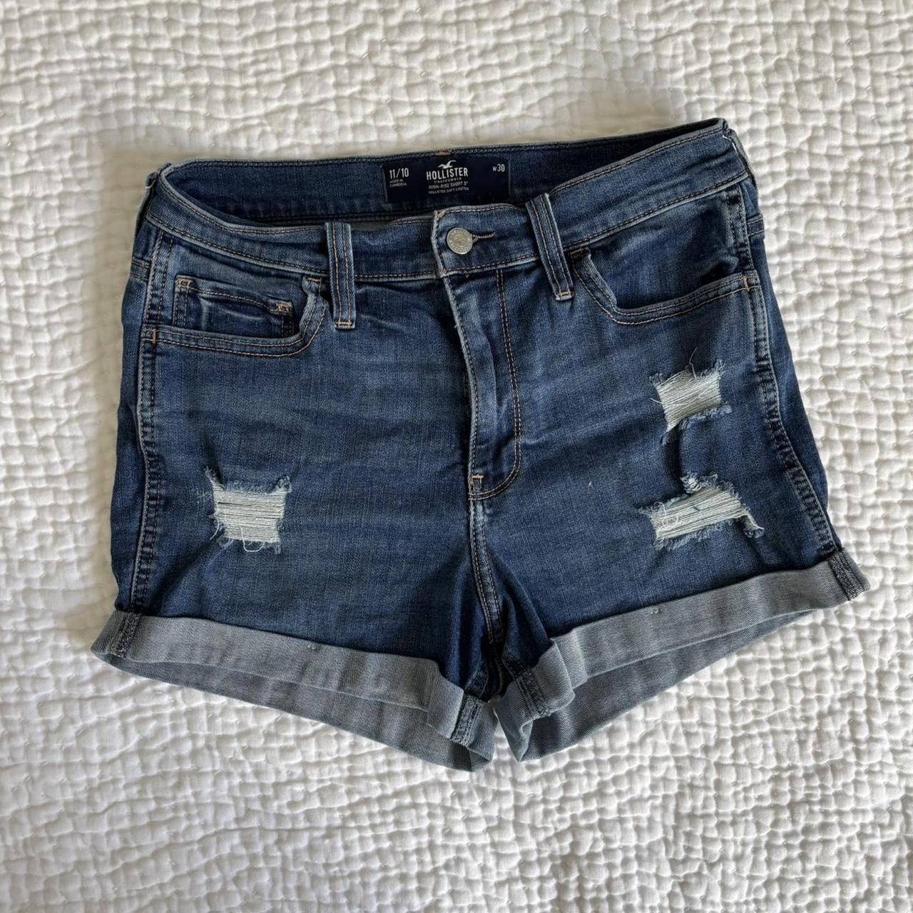 item listed by josselyn124