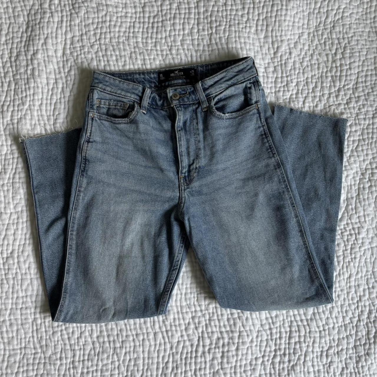 item listed by josselyn124