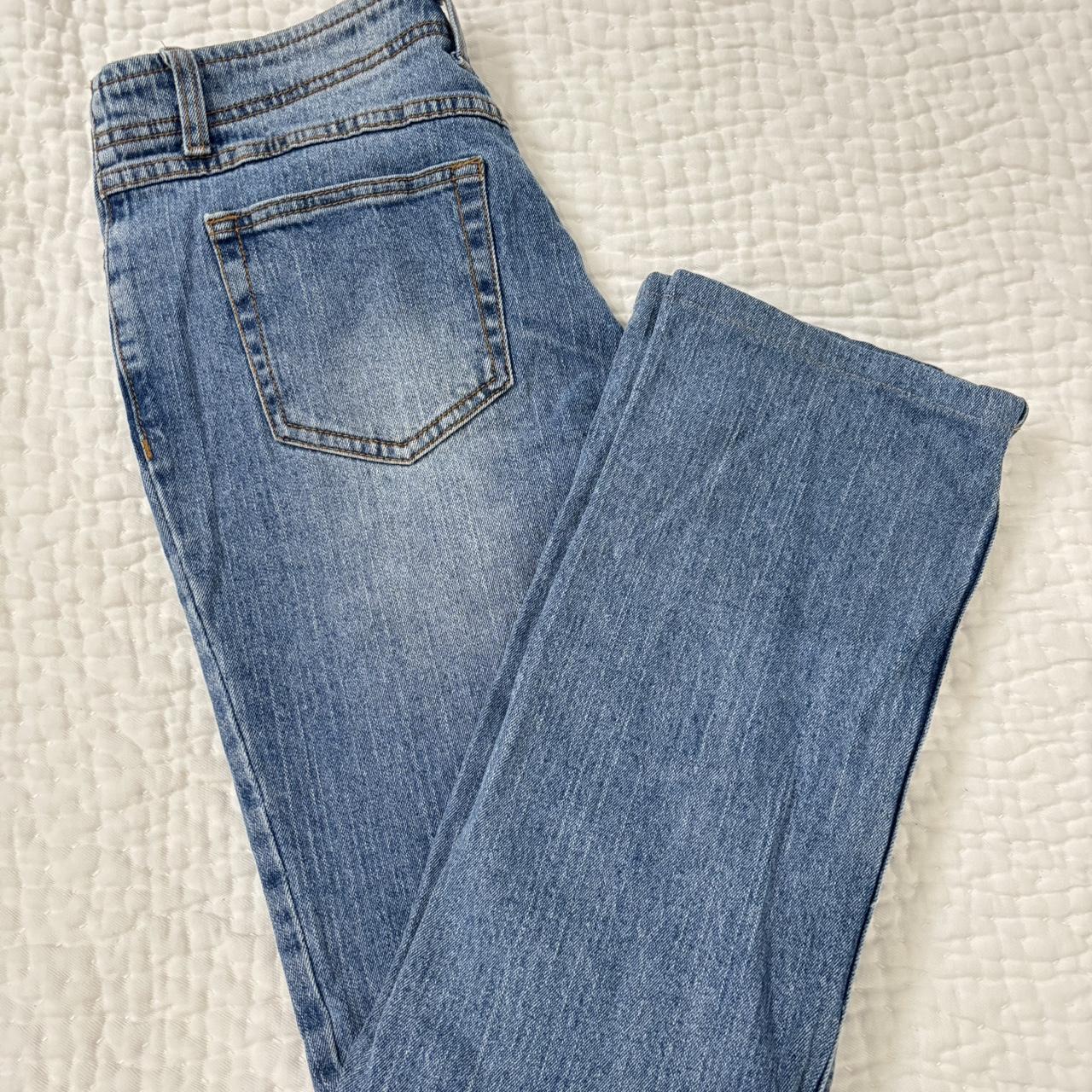 item listed by josselyn124