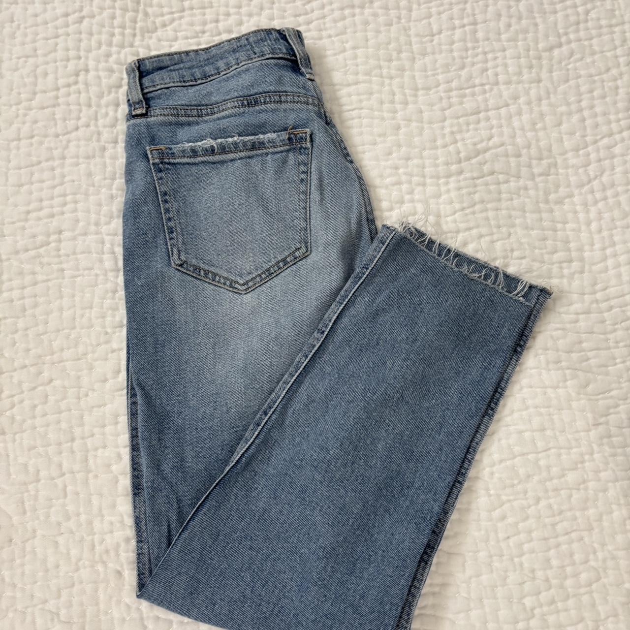 item listed by josselyn124