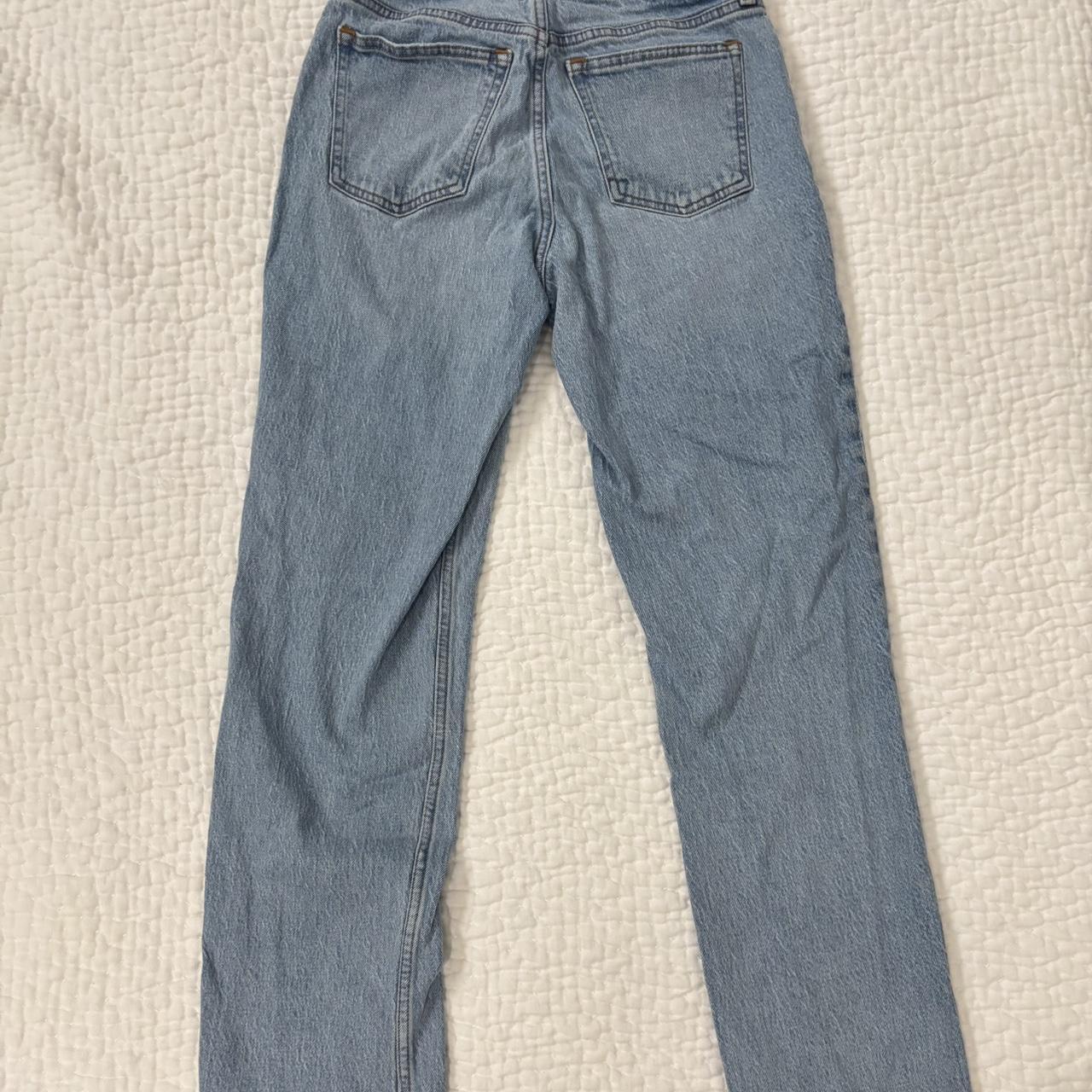 item listed by josselyn124