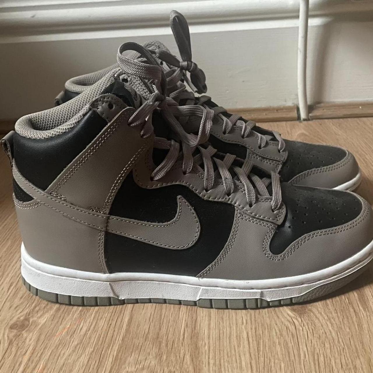 womens brown nike trainers