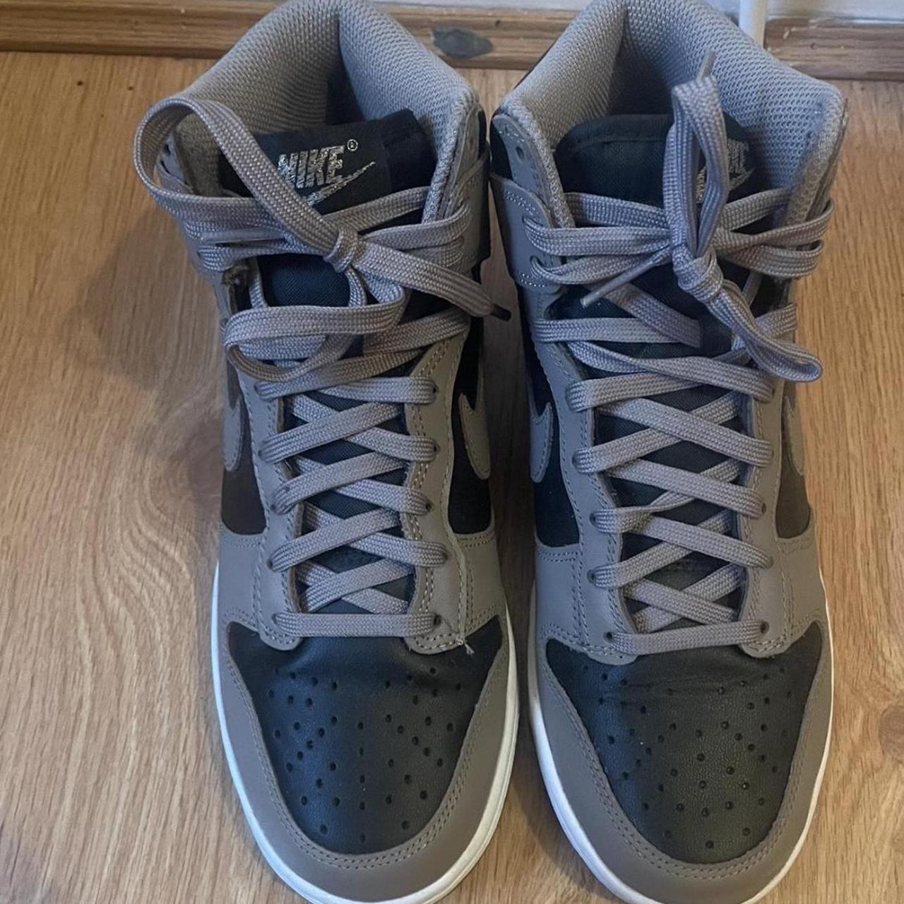 womens brown nike trainers