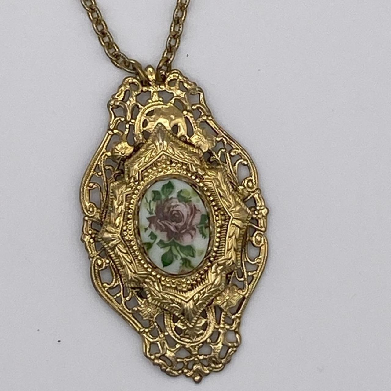 item listed by christythrifty